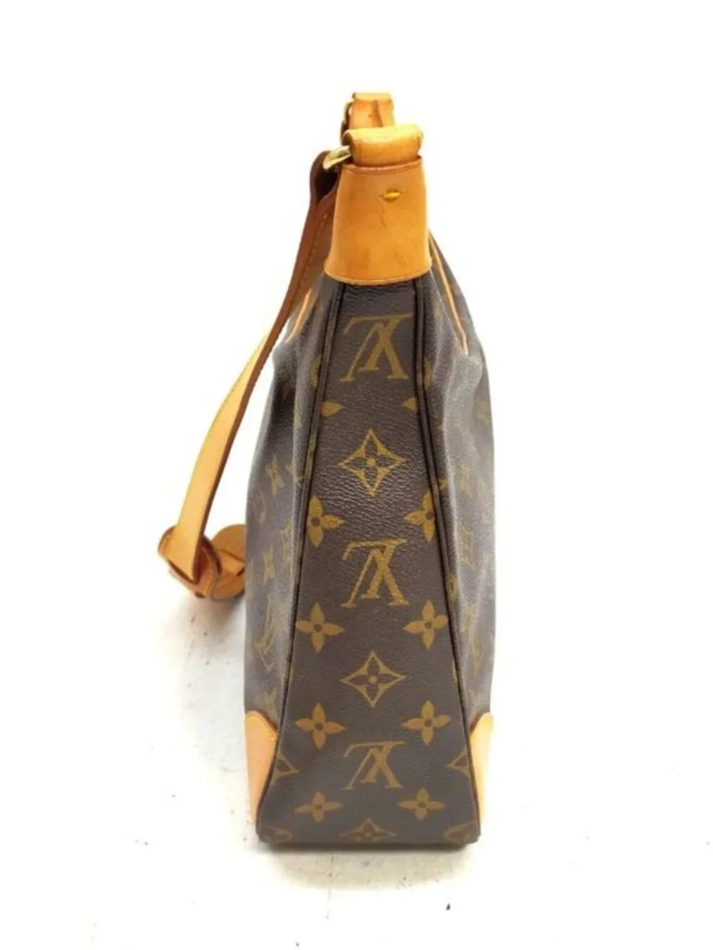 Authentic Louis Vuitton Boulogne 30 Monogram Canvas Shouldear Bag Vintage LV